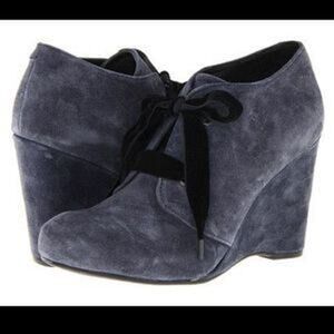 Born Crown Kensie Gray/Blue Suede Lace Up Wedge Booties Women's Size 9